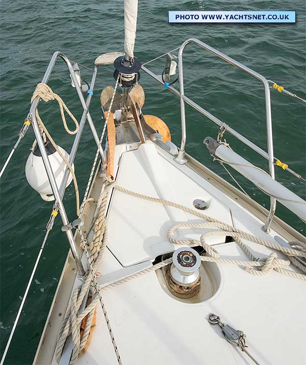 Bow detail
