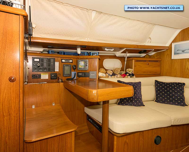 Saloon port side