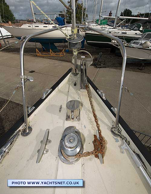 Bow detail